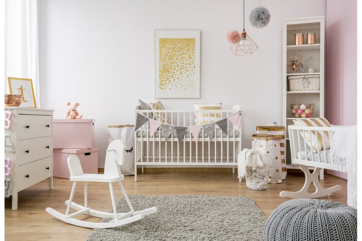 Cameretta modulare con mobili trasformabili per bambini in crescita.