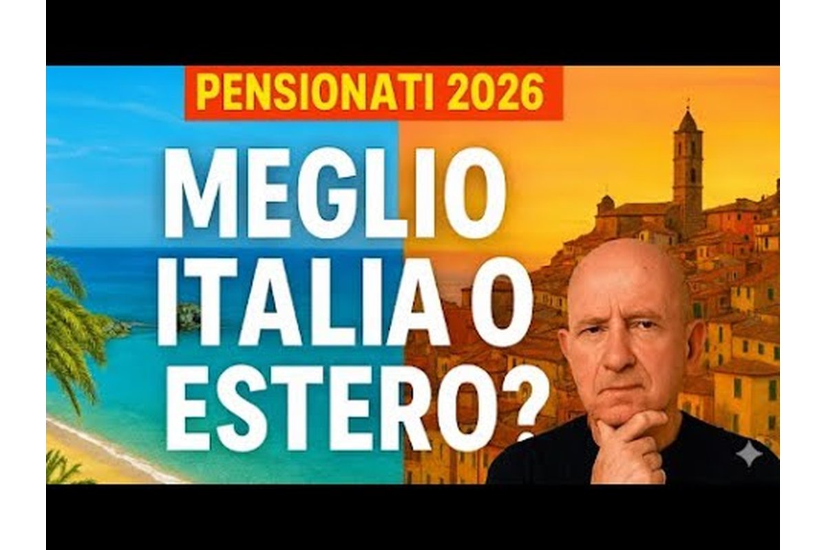 Pensionati che discutono di benefici finanziari in un ufficio consulenza.